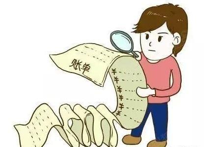 爸爸用“神器”给儿子剃头，儿子一脸“生无可恋”，网友：是亲爸