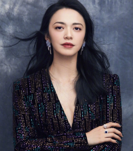 汪峰终于有儿子了，姚晨祝福语差点酿成大错，章子怡回复显高情商