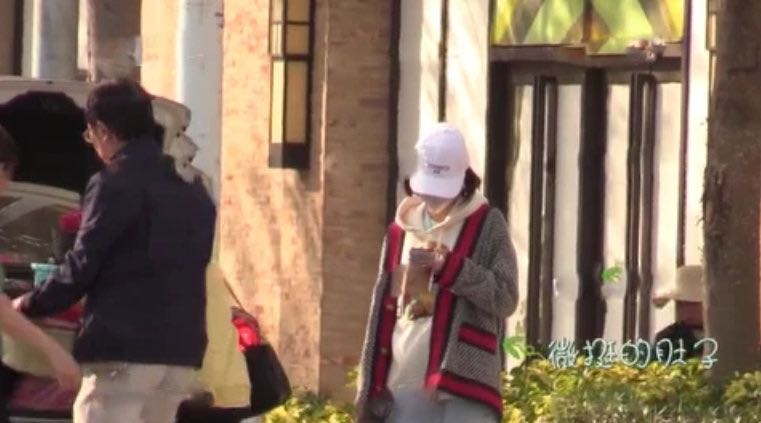 唐艺昕承认怀孕，声称的确有好消息，张若昀也转发感谢关心