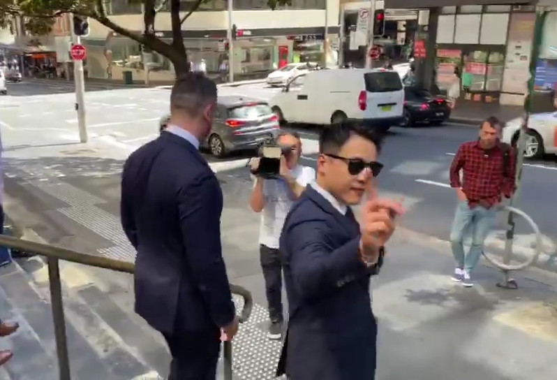 高云翔无罪后，律师首曝董璇现状：除了高兴更多是伤心