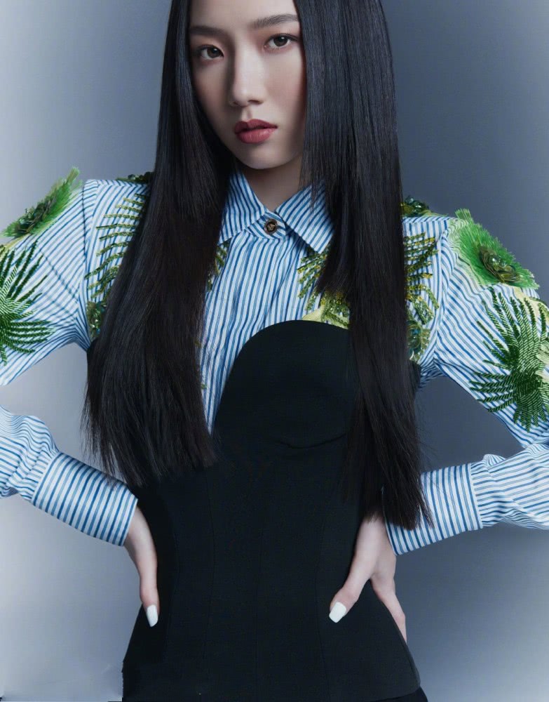 孟美岐又让我另眼相看了，全新大片突破自我，真“要命”