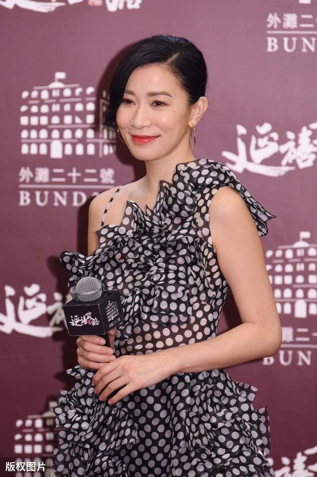 45岁佘诗曼的“艳压之路”，藏着TVB花旦的兴衰史