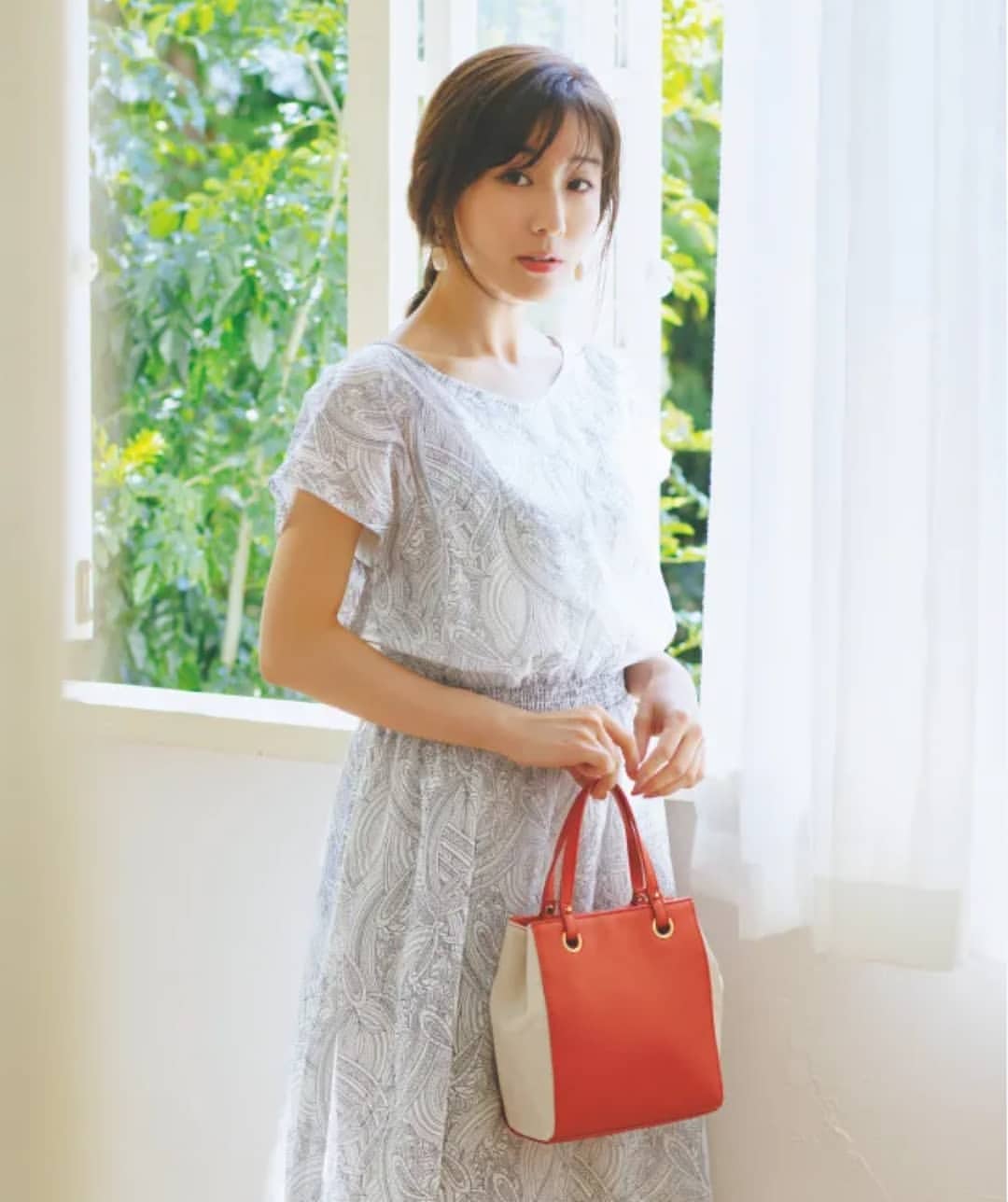 地表最強女星田中美奈實大卖44完本写真登史上最高銷量！