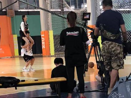 又一位渣男被锤了？