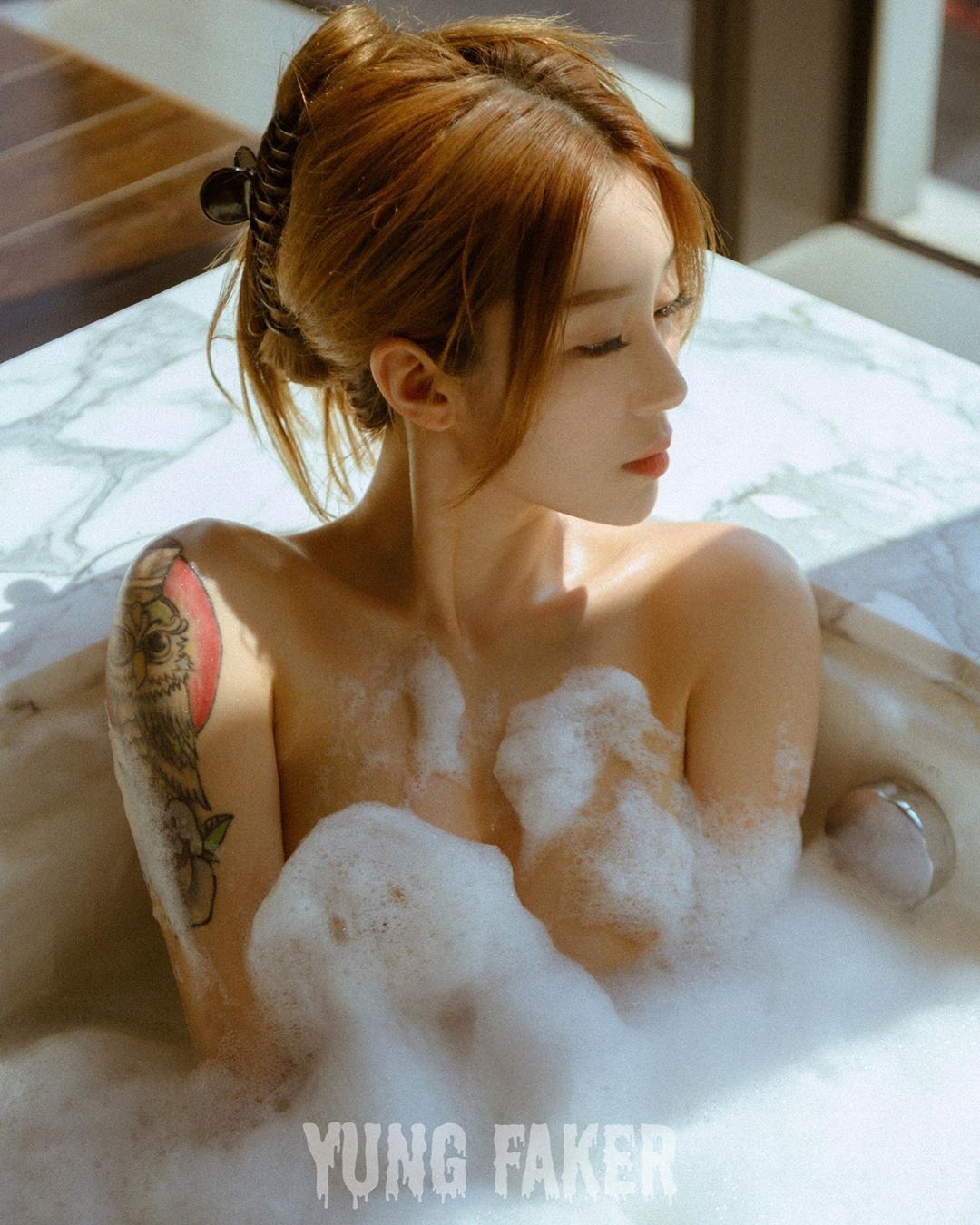 爆乳泳装天菜「香菜儿」勾引挑逗性感无极限张嘴喘息「自摸下体」激情万分