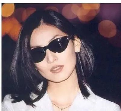 20年前碾压宋慧乔的神颜又杀回来了，这张脸怎么一点没变？