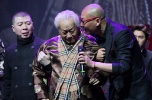 尔冬升暗讽杨志刚是关系户？娱圈的太太团和子女团，超乎你的想象