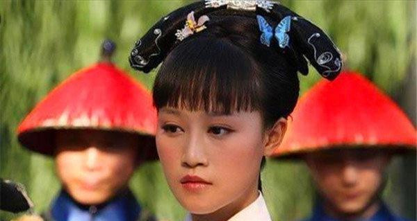 被尔导赏识的曹骏与前女友蓝盈莹微博互动，旧情复燃还是惺惺相惜