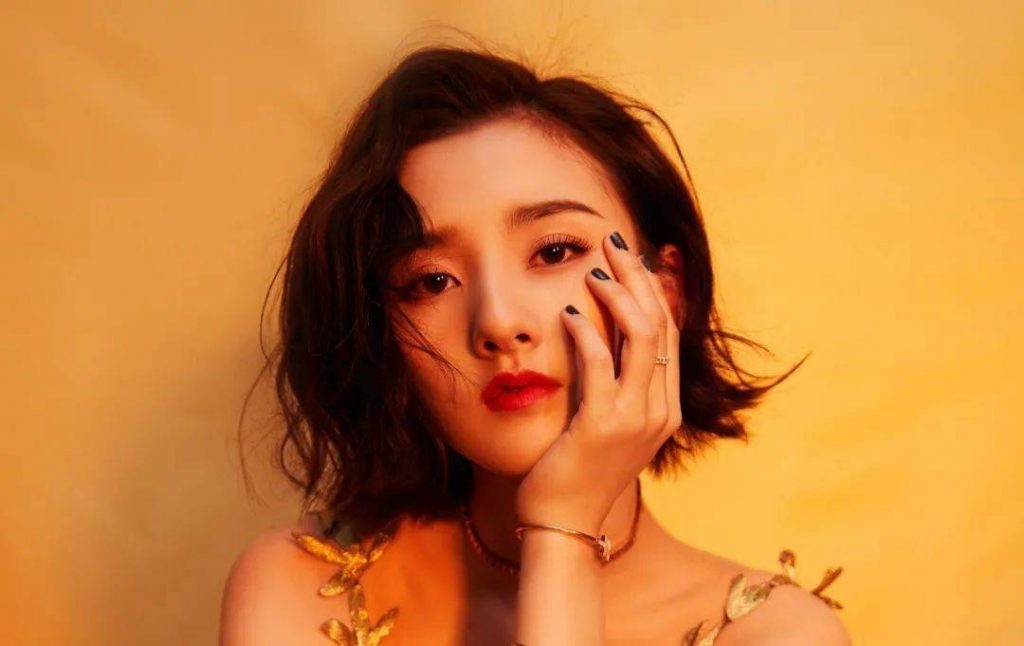 倪妮的新发型太美了！技术分析：什么样的人适合港风短发？