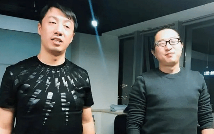 《哈哈哈哈哈》一开录为何满满“鸡条”味道，看总导演是谁就明白