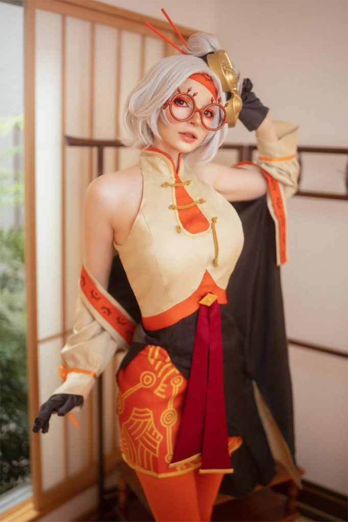 阿什莉演员Cos《永劫无间》玉玲珑 身材性感玉足吸睛