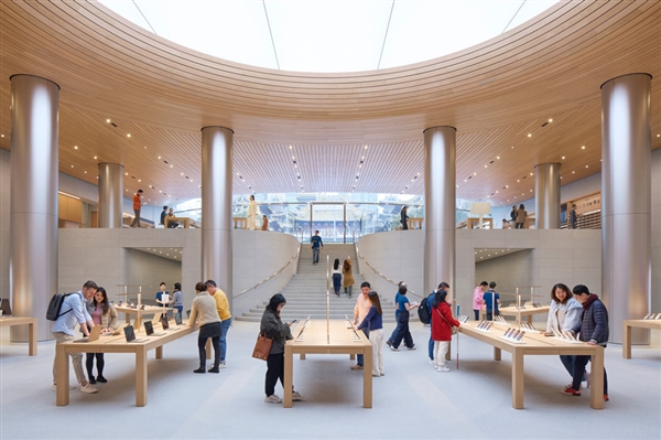 中国最高规格！苹果上海静安Apple Store开业：库克亲自揭幕