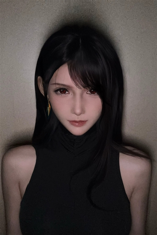 国内美女博主COS蒂法美到令人窒息：100%就是本人！